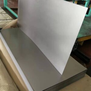 Remarkable stainless steel plate/sheet